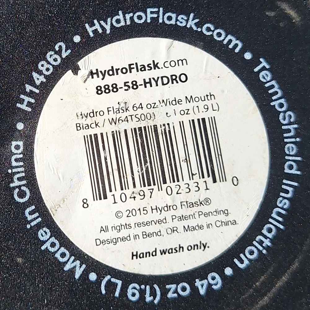 Hydro Flask Black Insulated Bottle 64 Oz. - Picture 3 of 9